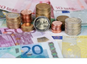 monedas-y-billetes-de-banco-euro-28342283